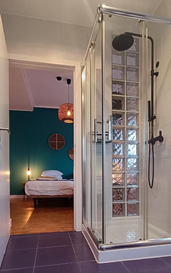 Double Room Private Bathroom